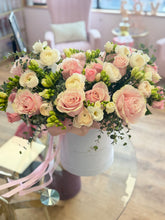 Box with mixed flowers #26