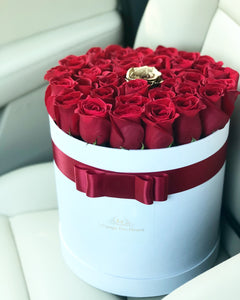 Box with roses #12